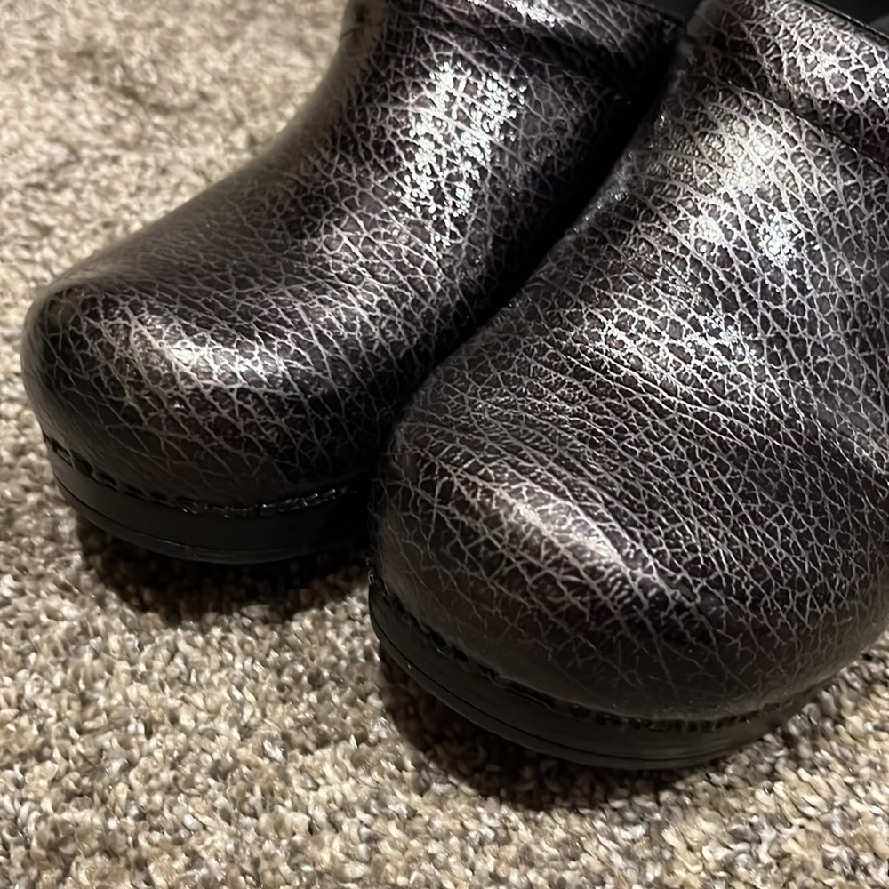 Dansko Clog Size 41 - image 8